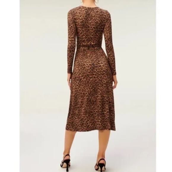 GOOD AMERICAN Daynight Long Sleeve Midi Wrap Dress in Caramel Leopard - Picture 8 of 8